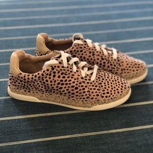 Universal Thread shaelyn espadrille sneakers 6.5